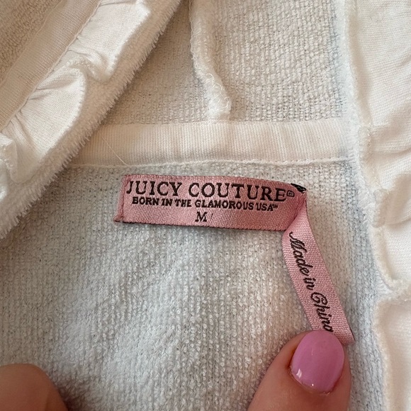 JUICY COUTURE Robe with Ruffle Trim - Picture 5 of 7